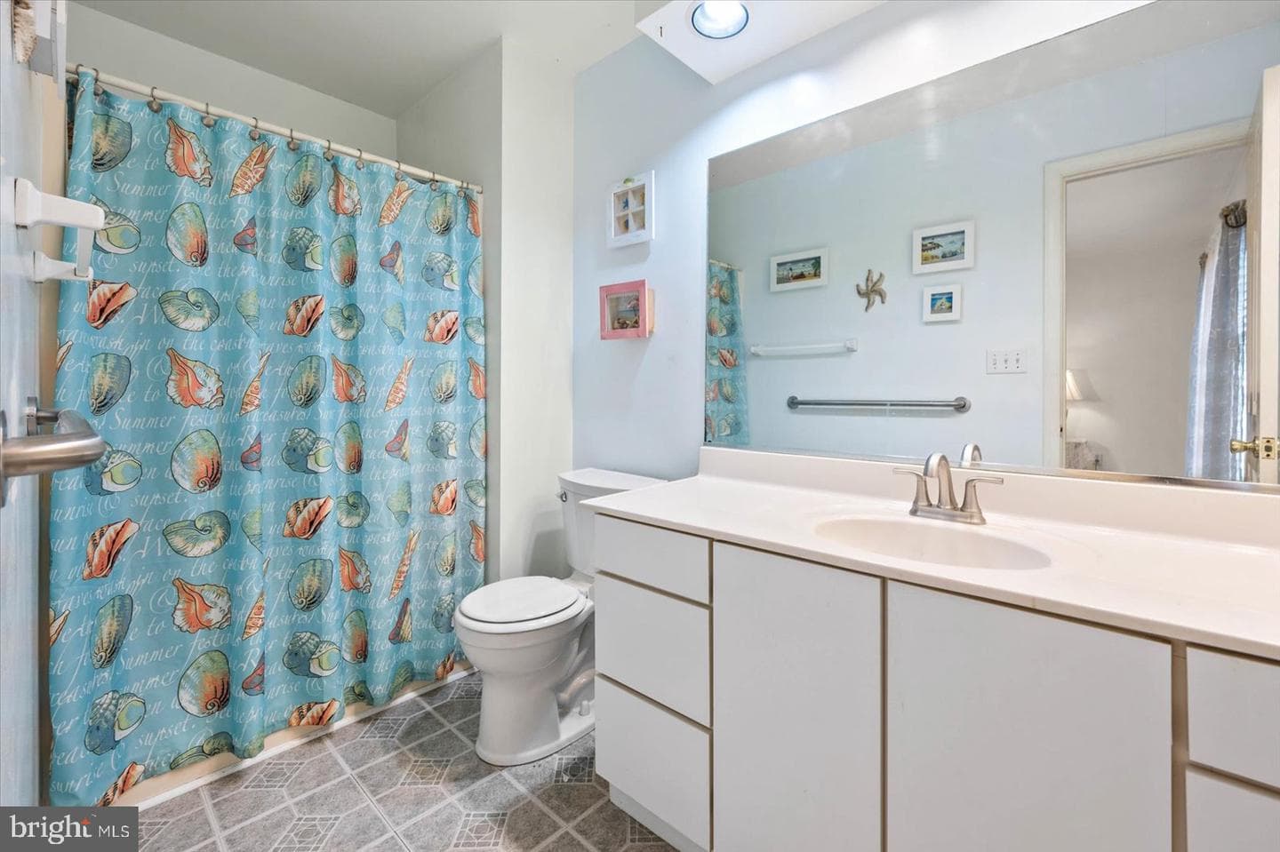 17 Essex Court photo 19