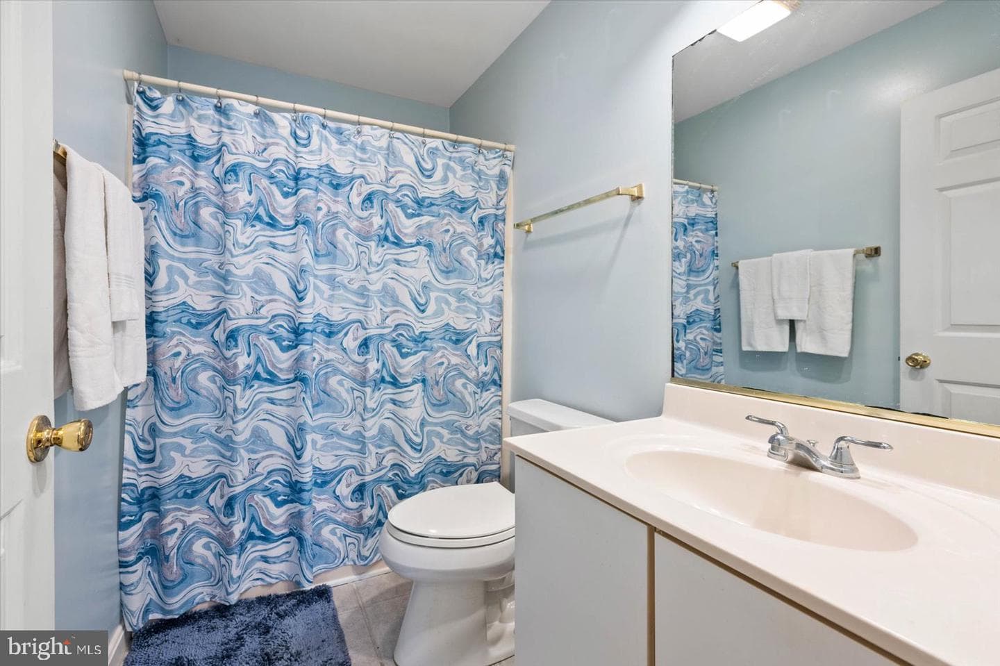 17 Essex Court photo 23