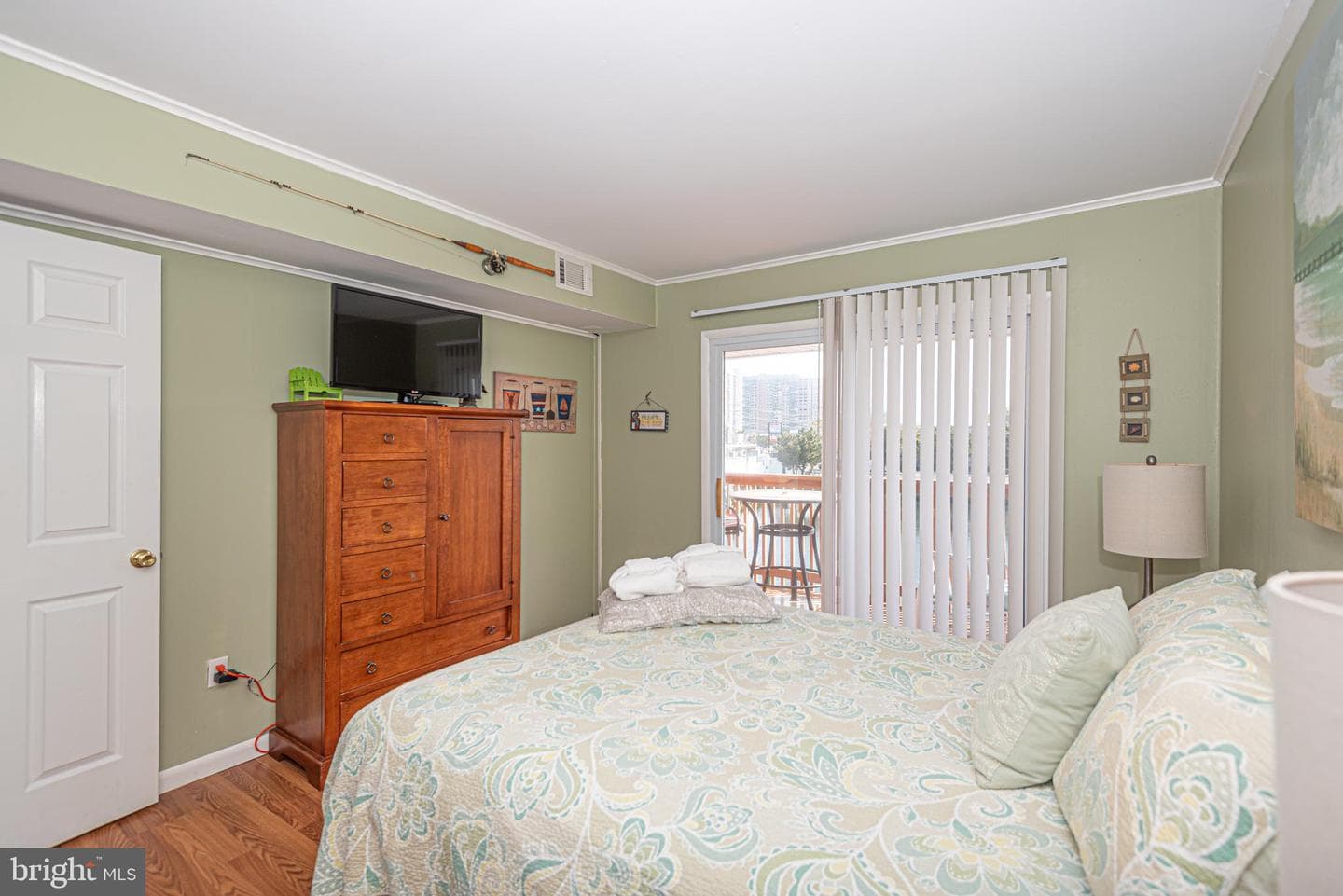 105 Newport Bay Drive #c photo 25