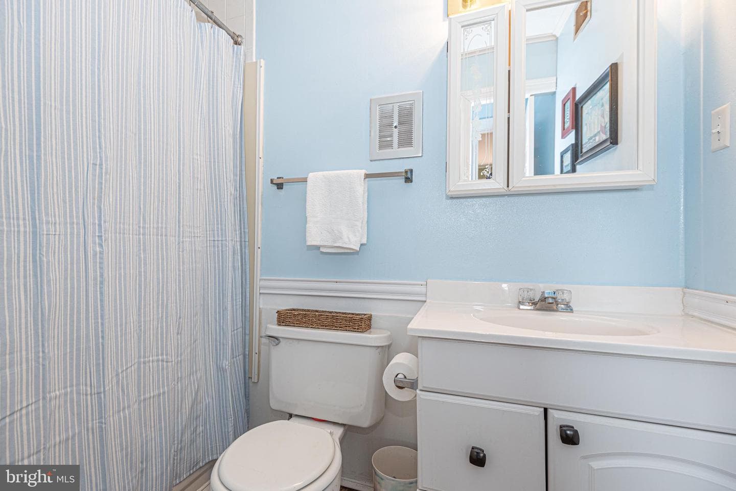 105 Newport Bay Drive #c photo 26
