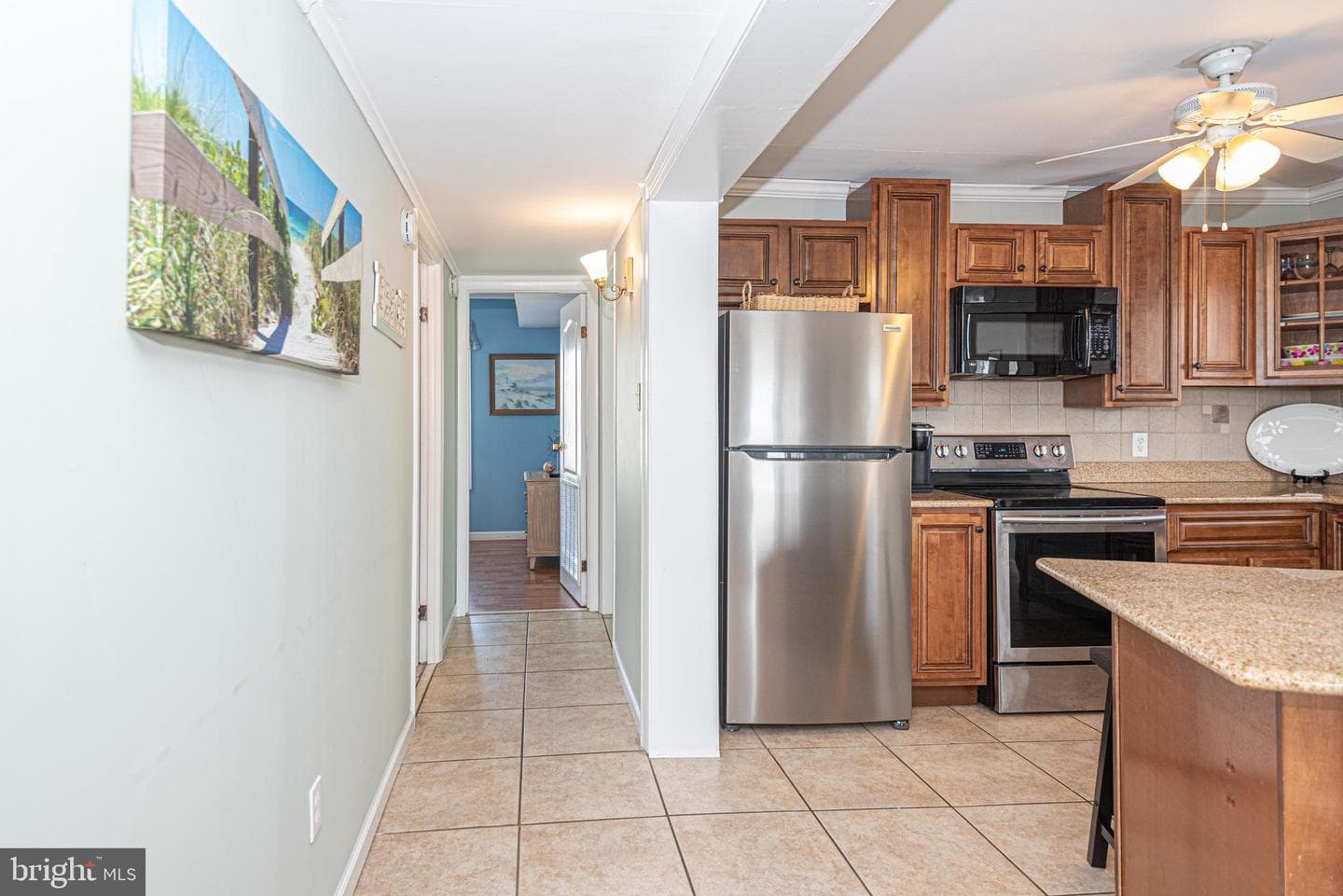 105 Newport Bay Drive #c photo 29