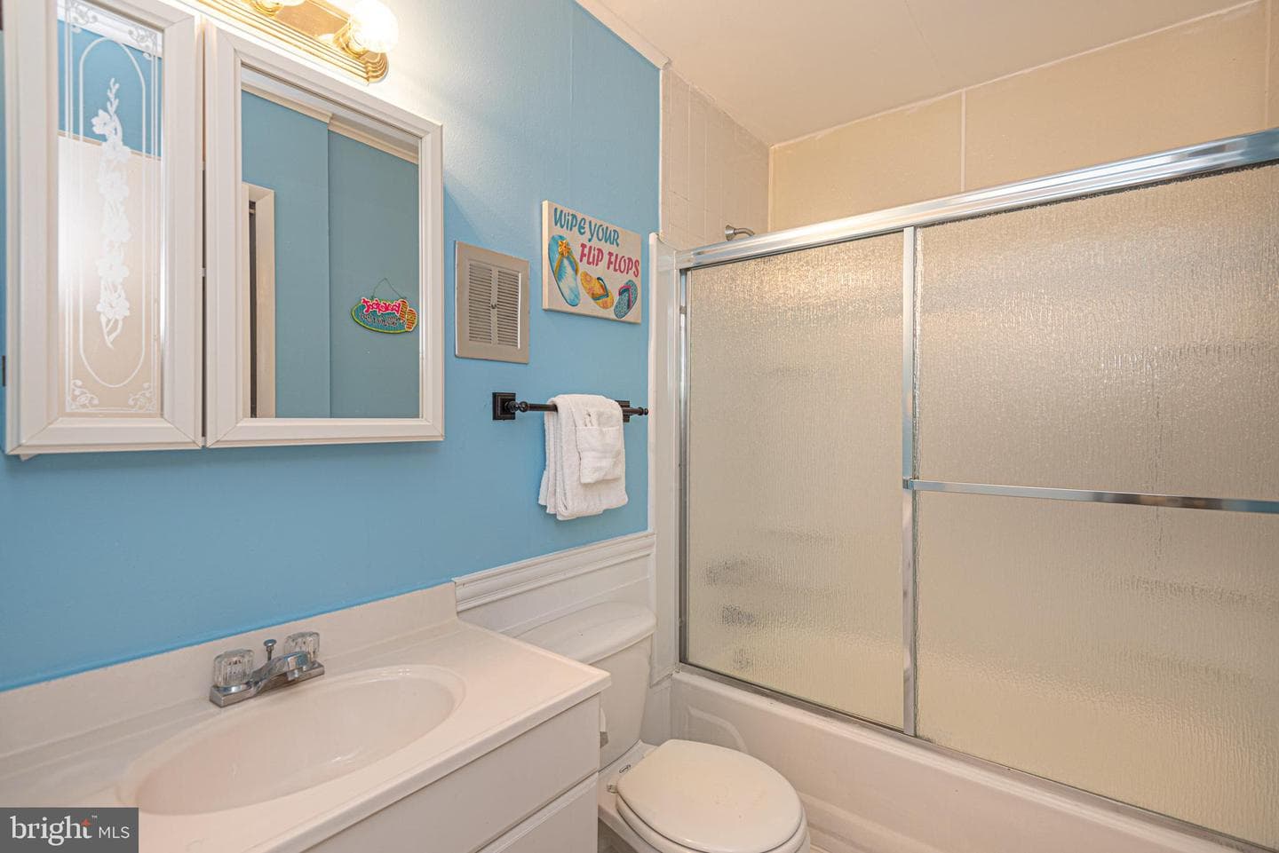105 Newport Bay Drive #c photo 33