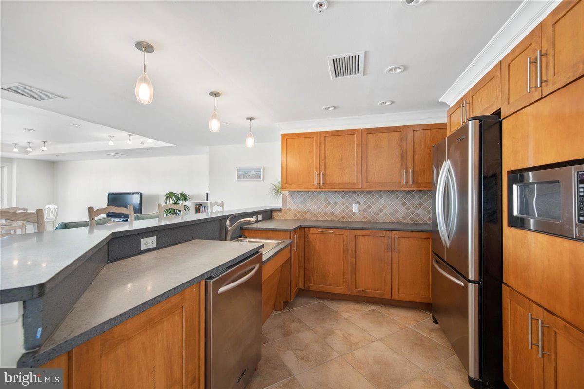 8 60th Street #301 photo 62