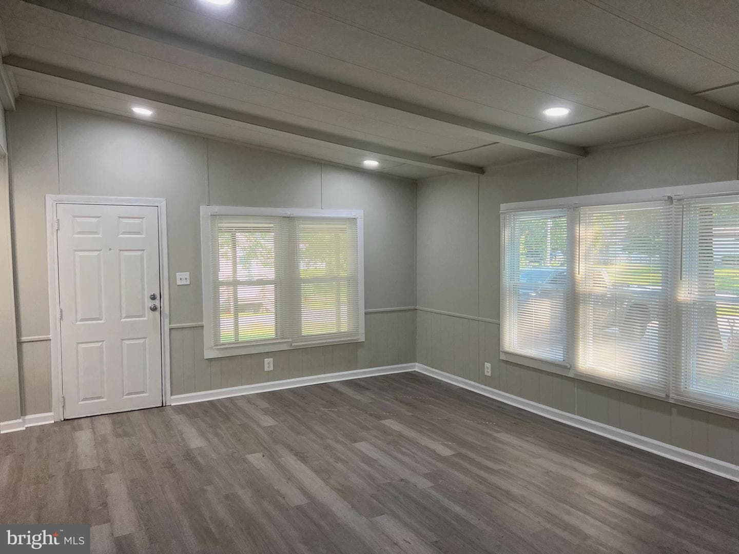 10113 Germantown Road photo 2