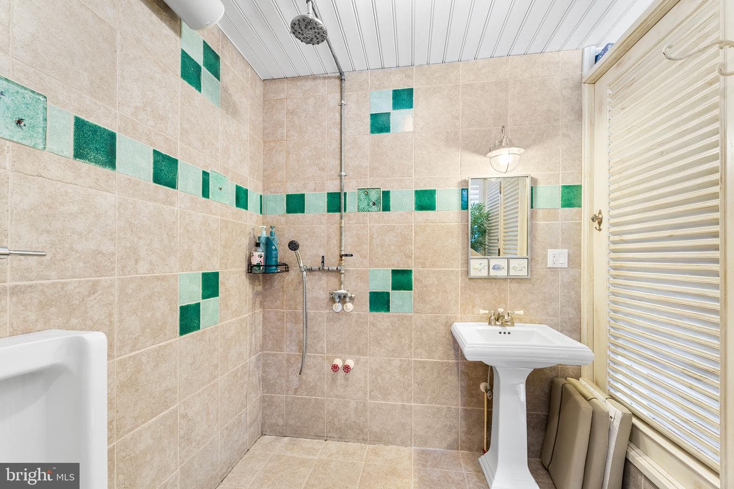 212 Windward Drive photo 41