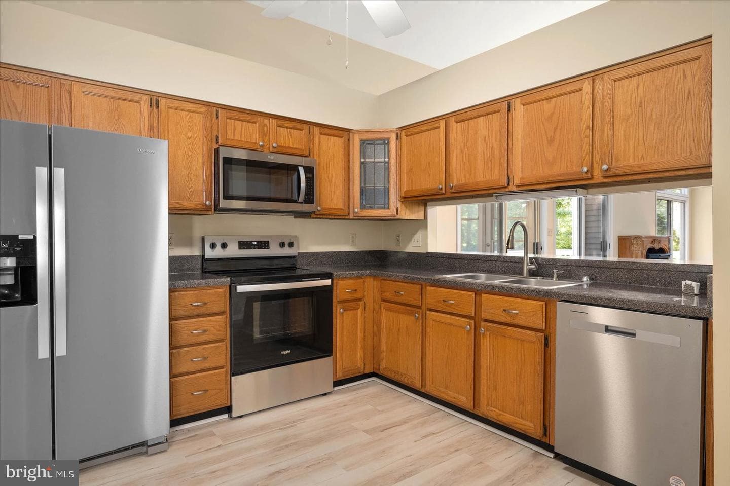 532 Ocean Parkway photo 10