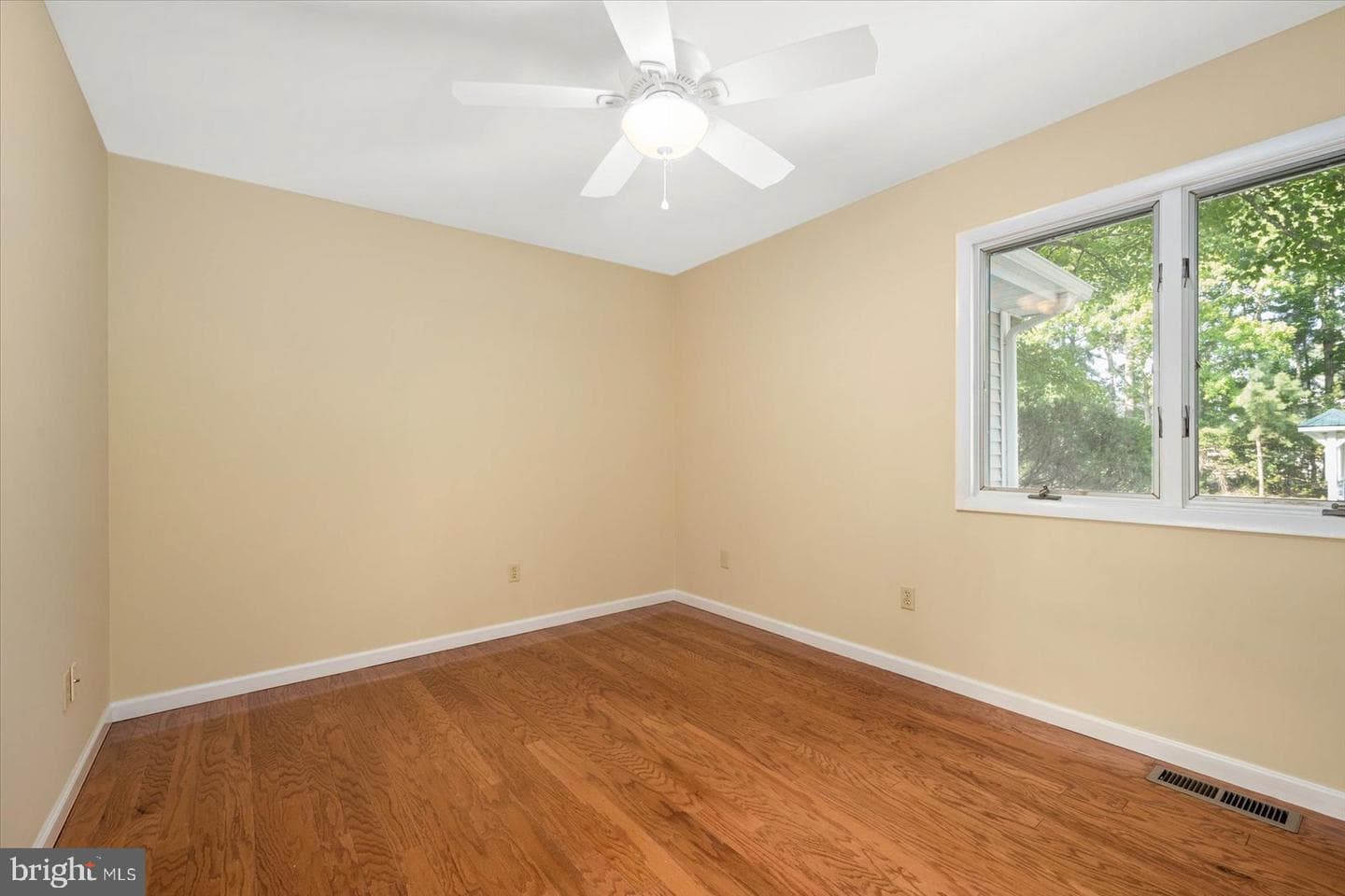 532 Ocean Parkway photo 11