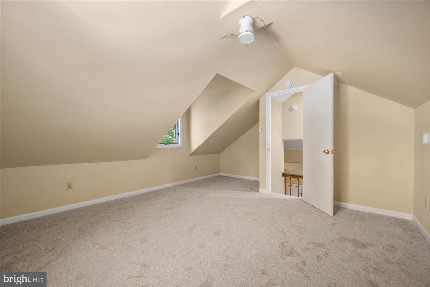 532 Ocean Parkway photo 24
