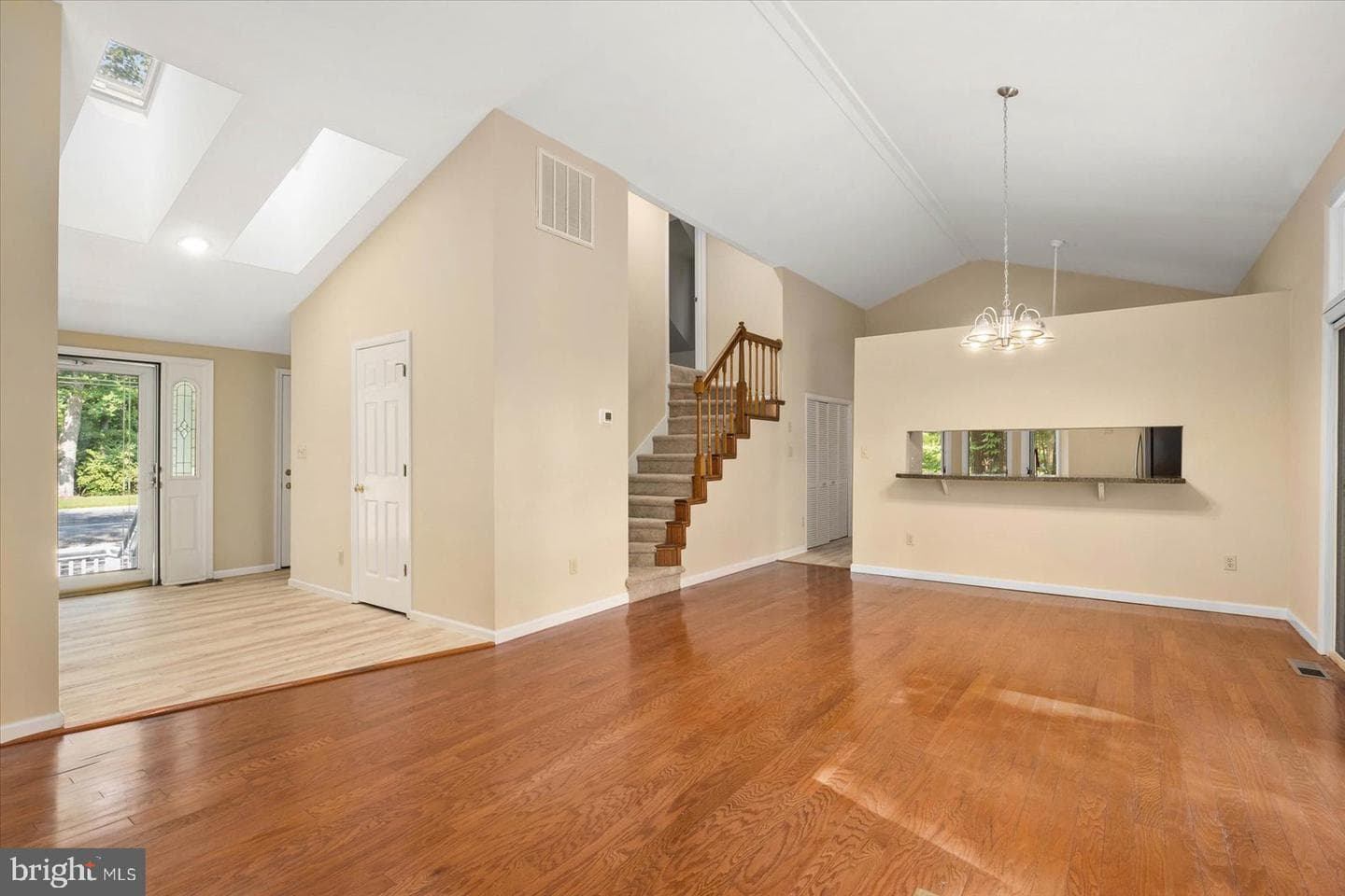 532 Ocean Parkway photo 37