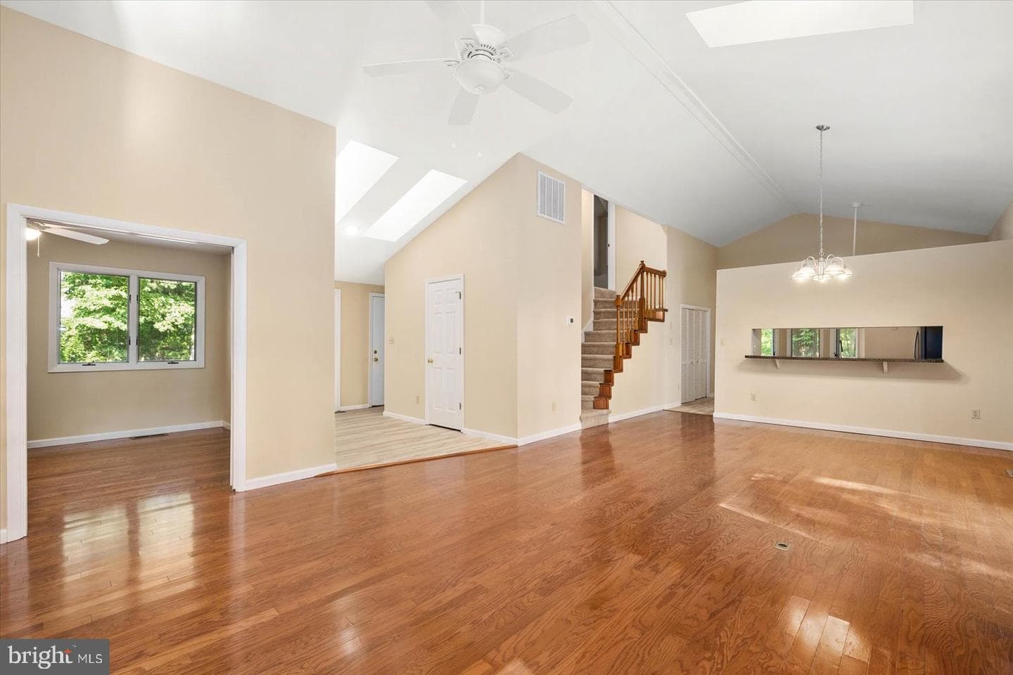532 Ocean Parkway photo 4