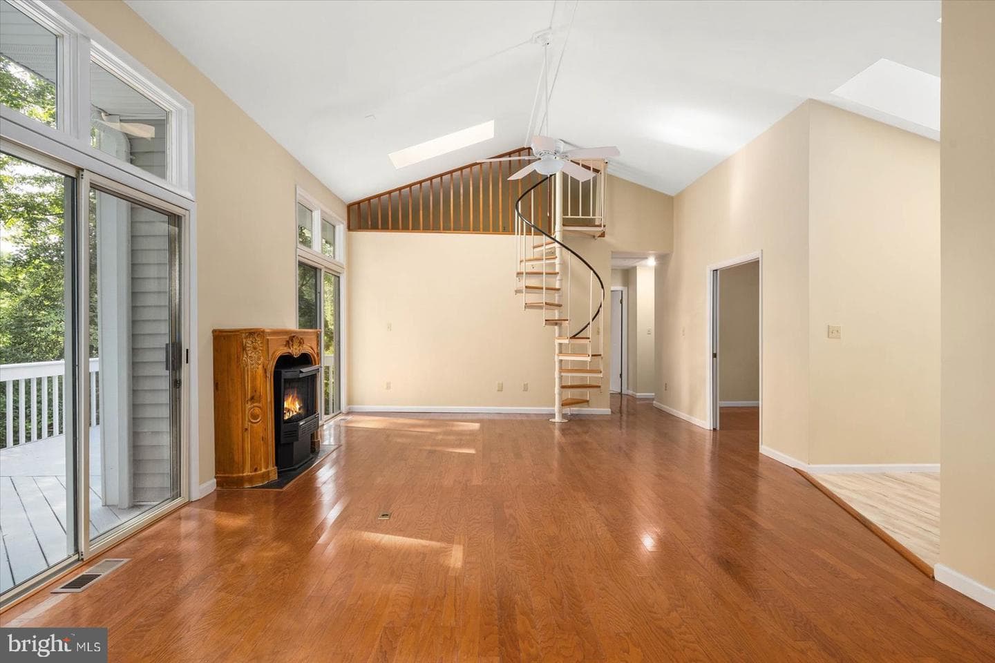 532 Ocean Parkway photo 46