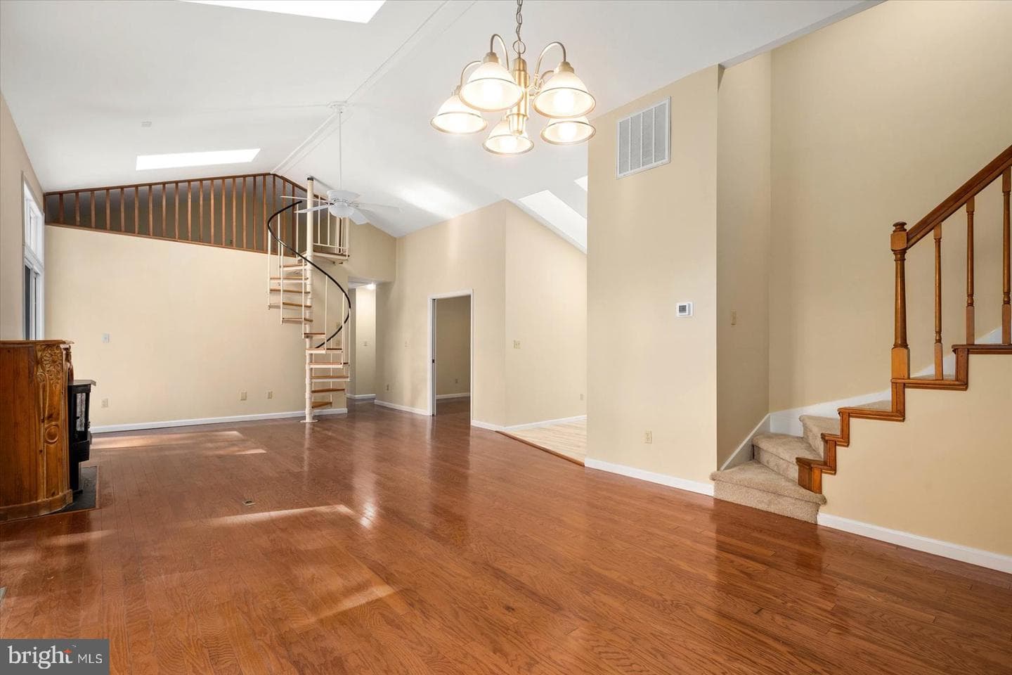 532 Ocean Parkway photo 6