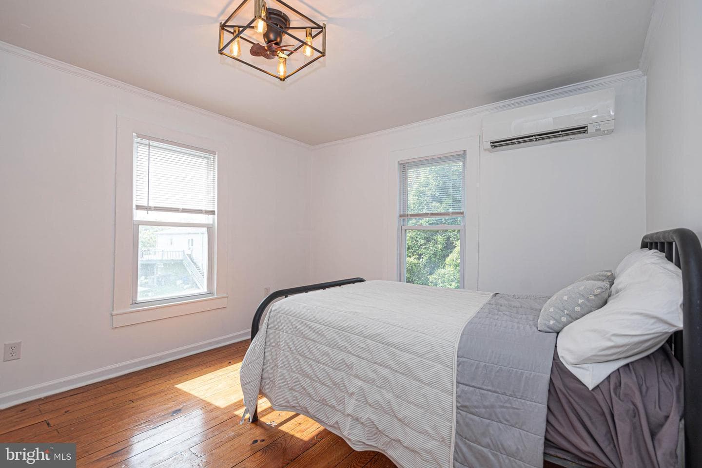 11 Vine Street photo 65