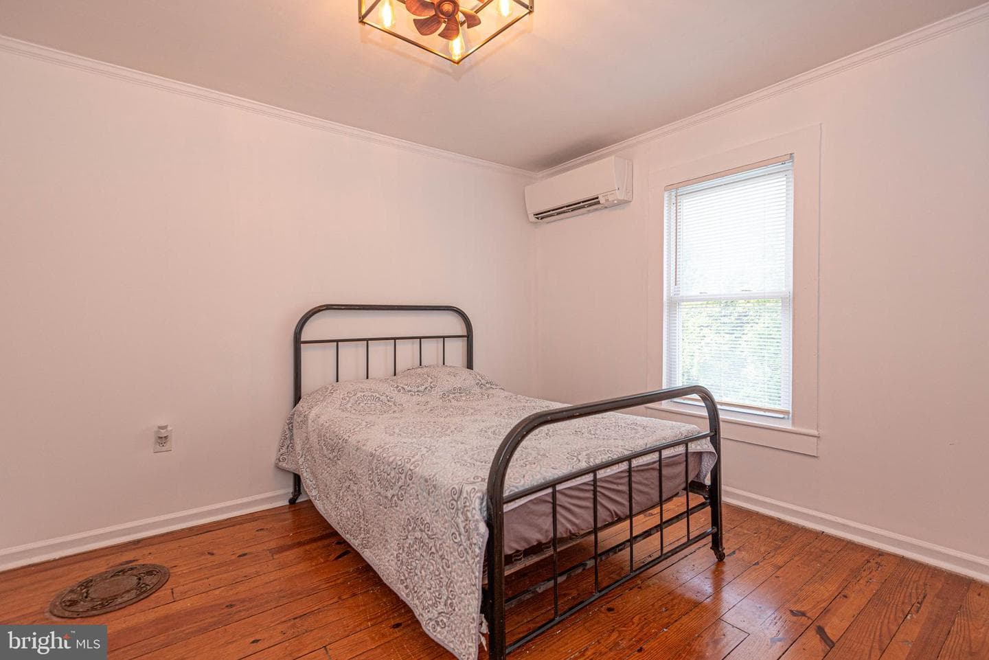 11 Vine Street photo 68