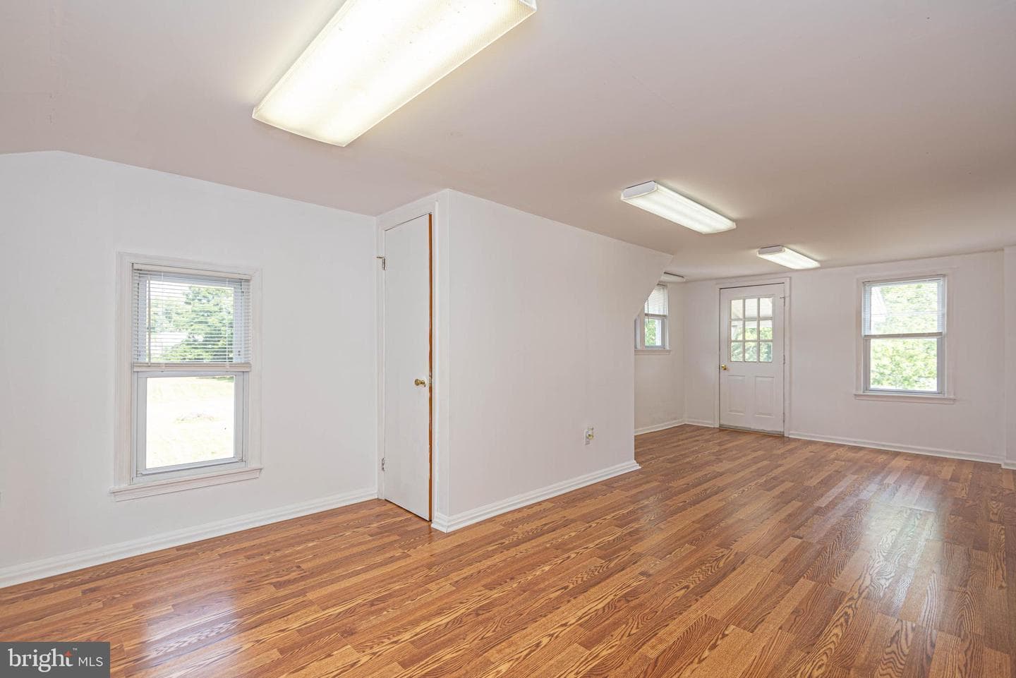 11 Vine Street photo 78