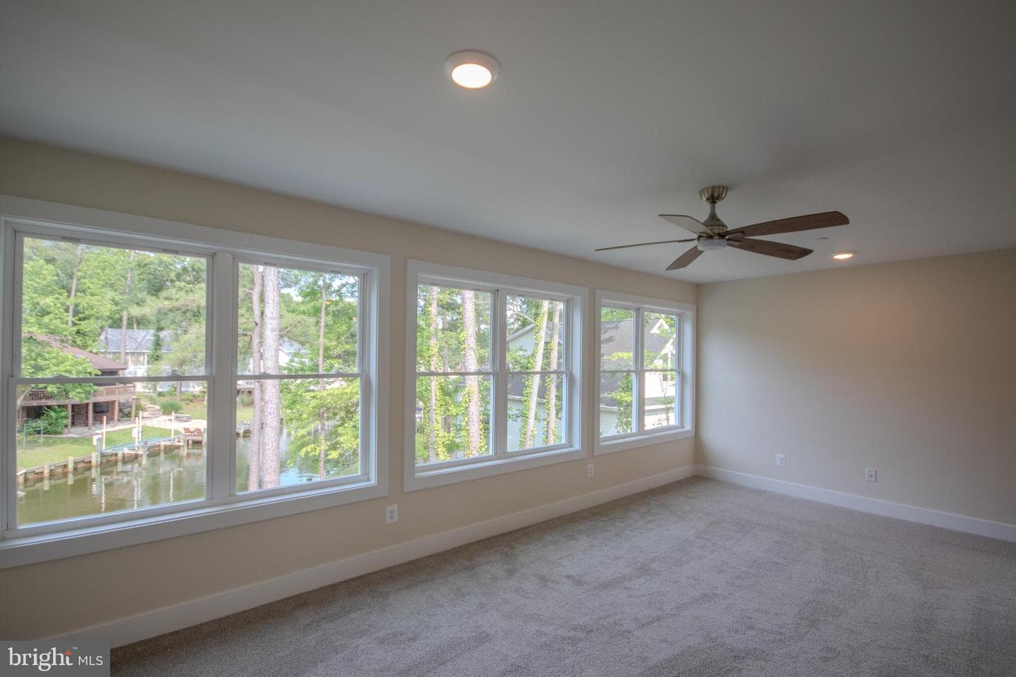 1 Tiller Lane photo 33