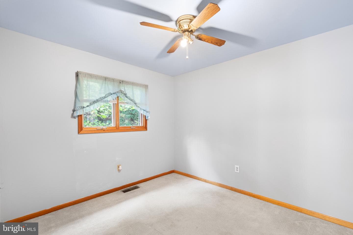 865 Ocean Parkway photo 20