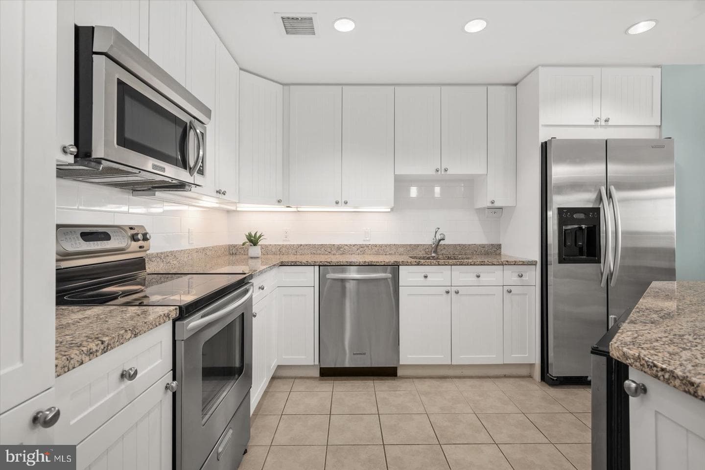 2 48th Street #402 photo 19