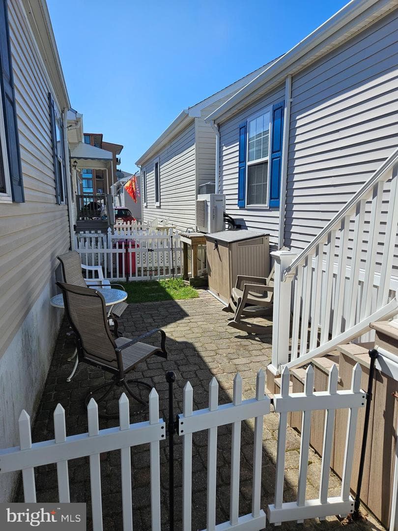 247 Mallard Lane photo 3