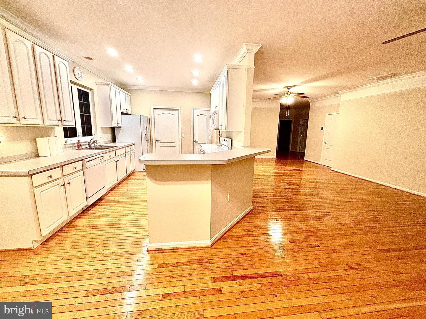 1091 Ocean Parkway photo 11