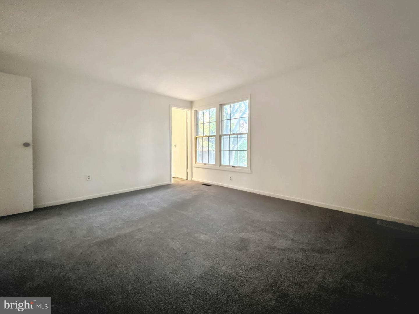 1 Windward Court photo 9