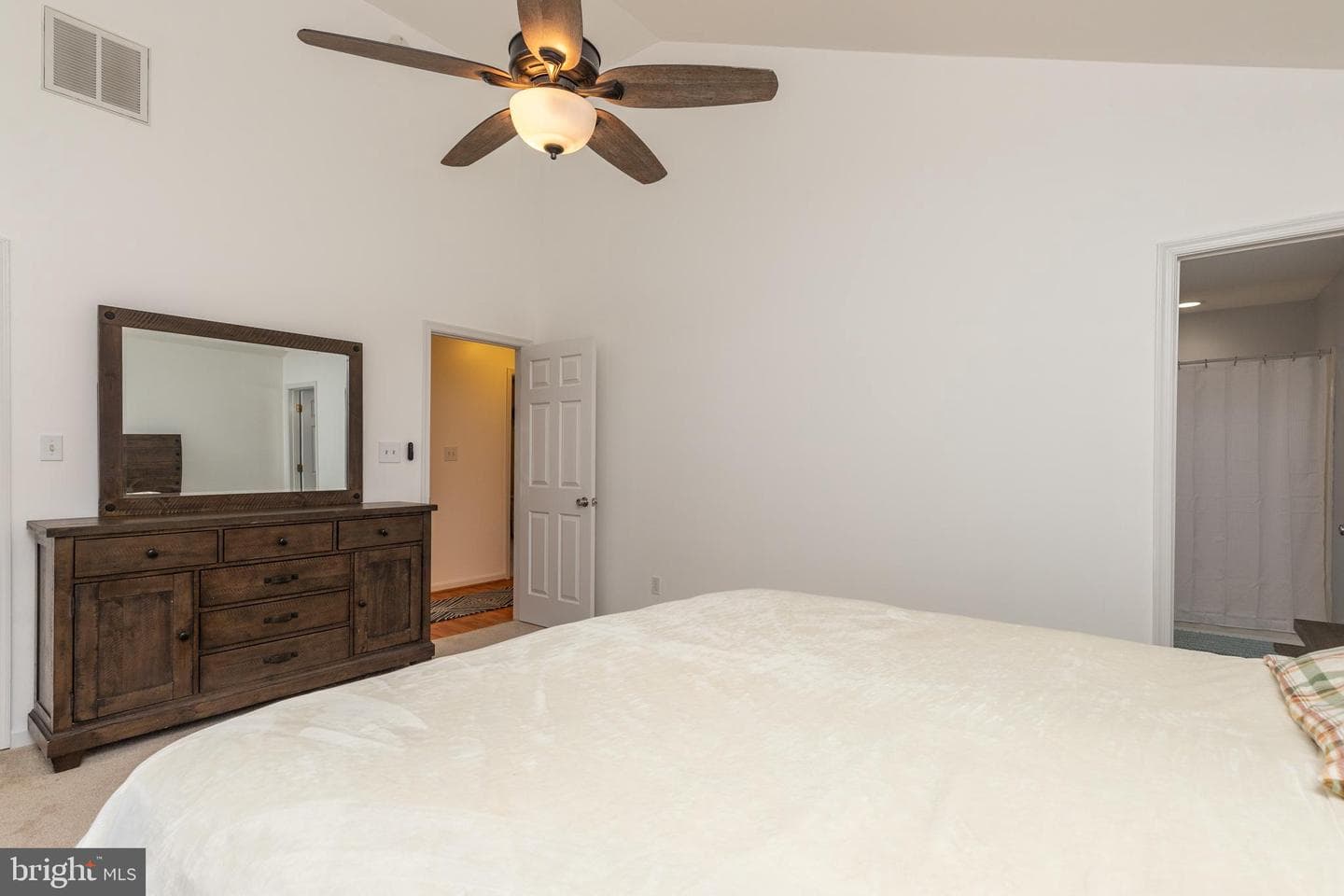 38 Offshore Lane photo 20
