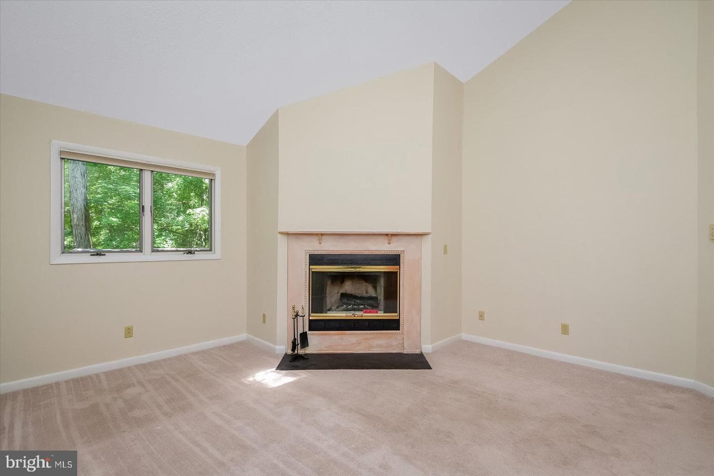 2 Edgewood Drive photo 23