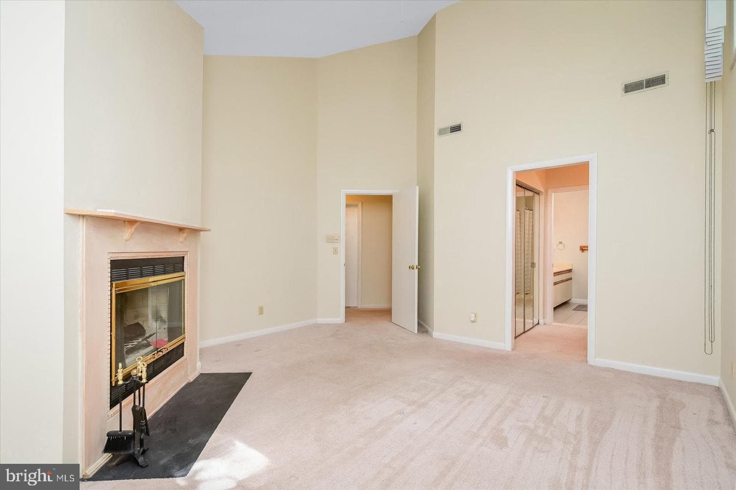 2 Edgewood Drive photo 24