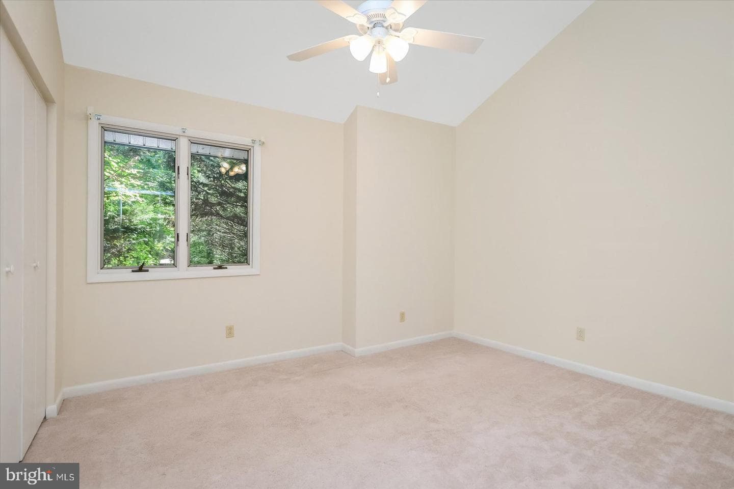 2 Edgewood Drive photo 29