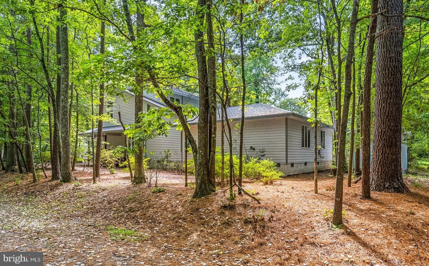 2 Edgewood Drive photo 49