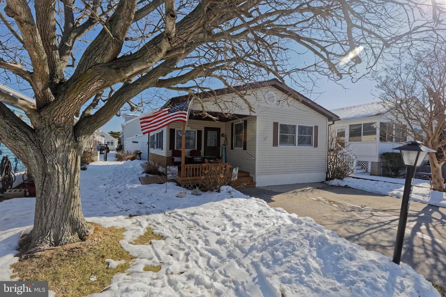13330 Constitutional Avenue photo 2