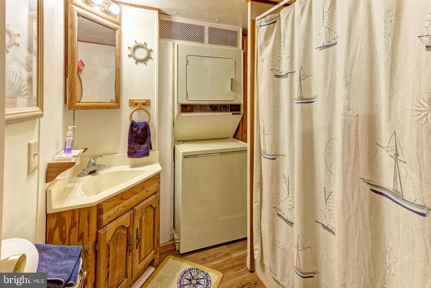 13330 Constitutional Avenue photo 26