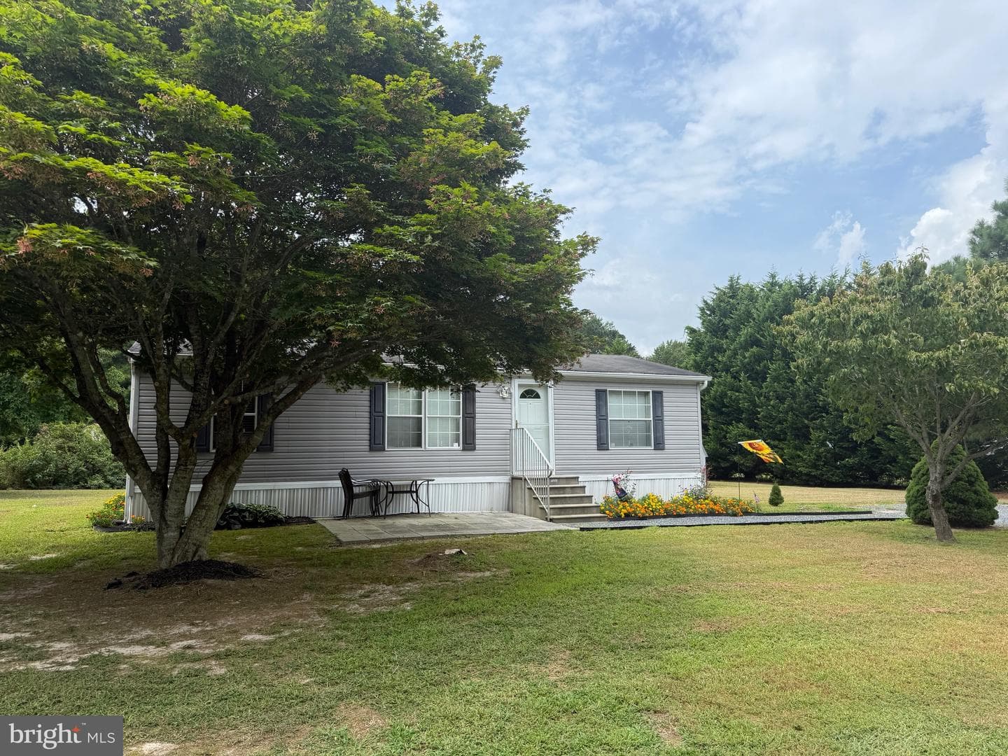 10323 Henry Road photo 9