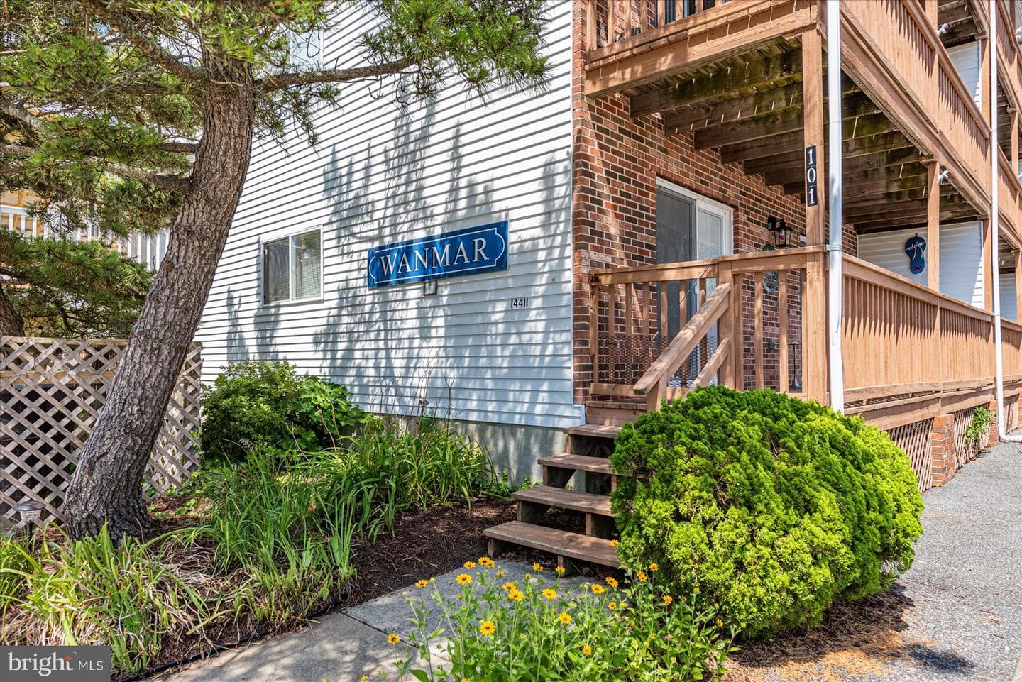 14411 Tunnel Avenue #303 photo 2