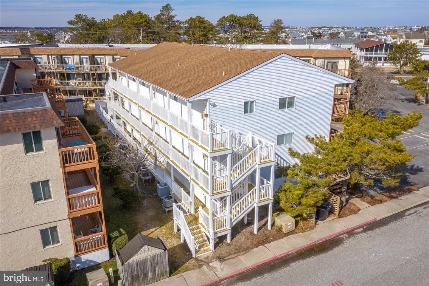 14411 Tunnel Avenue #303 photo 24