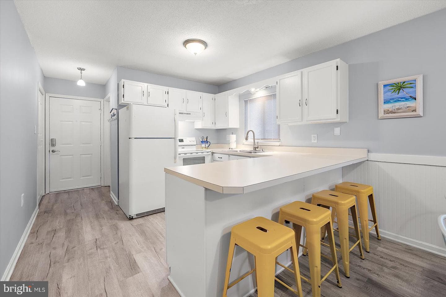 14411 Tunnel Avenue #303 photo 3