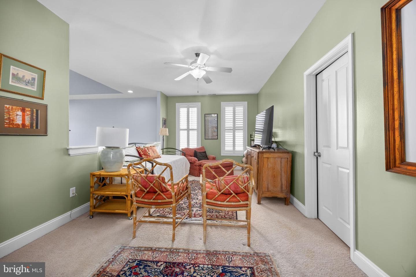 353 Walnut Hill Drive photo 29
