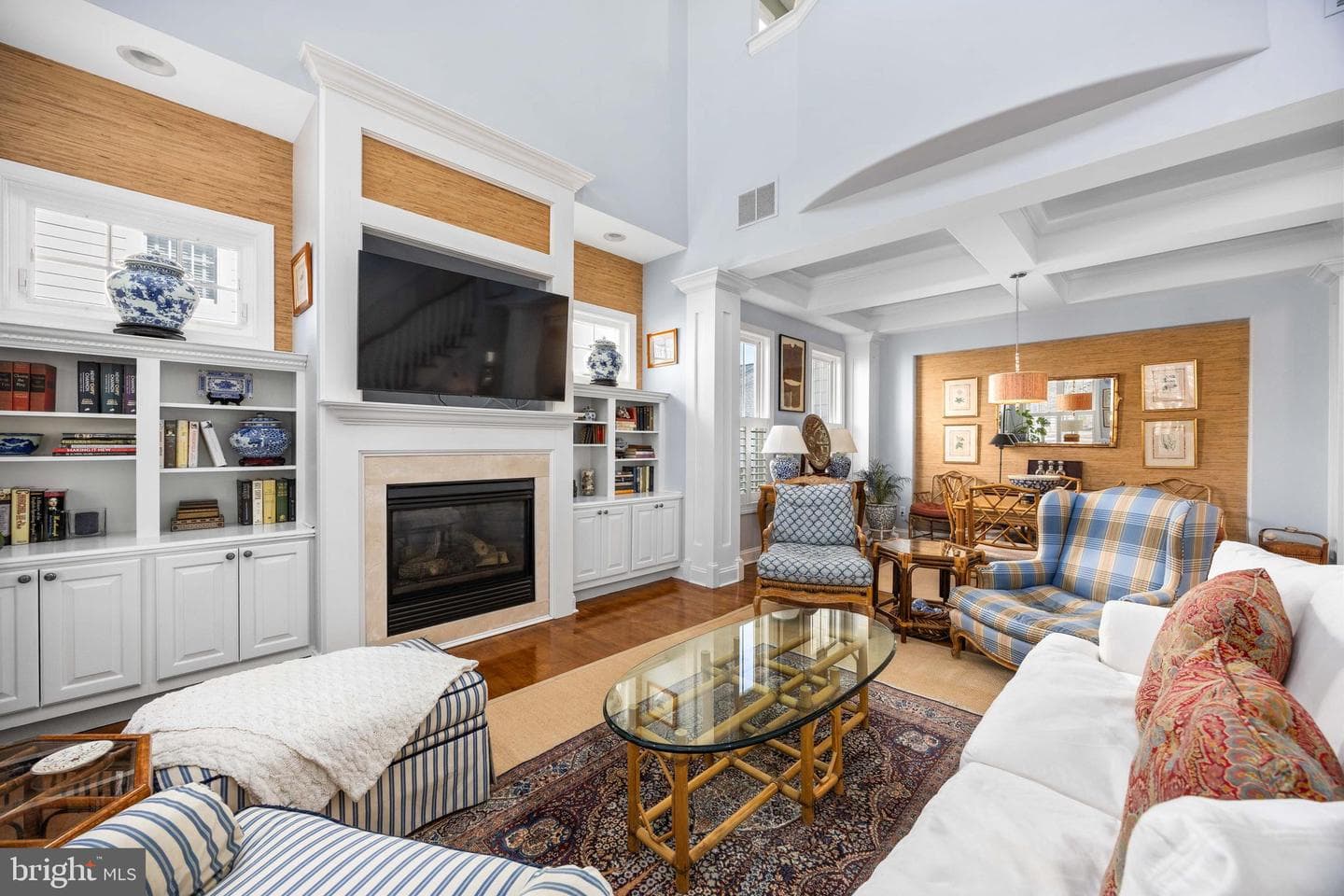 353 Walnut Hill Drive photo 3