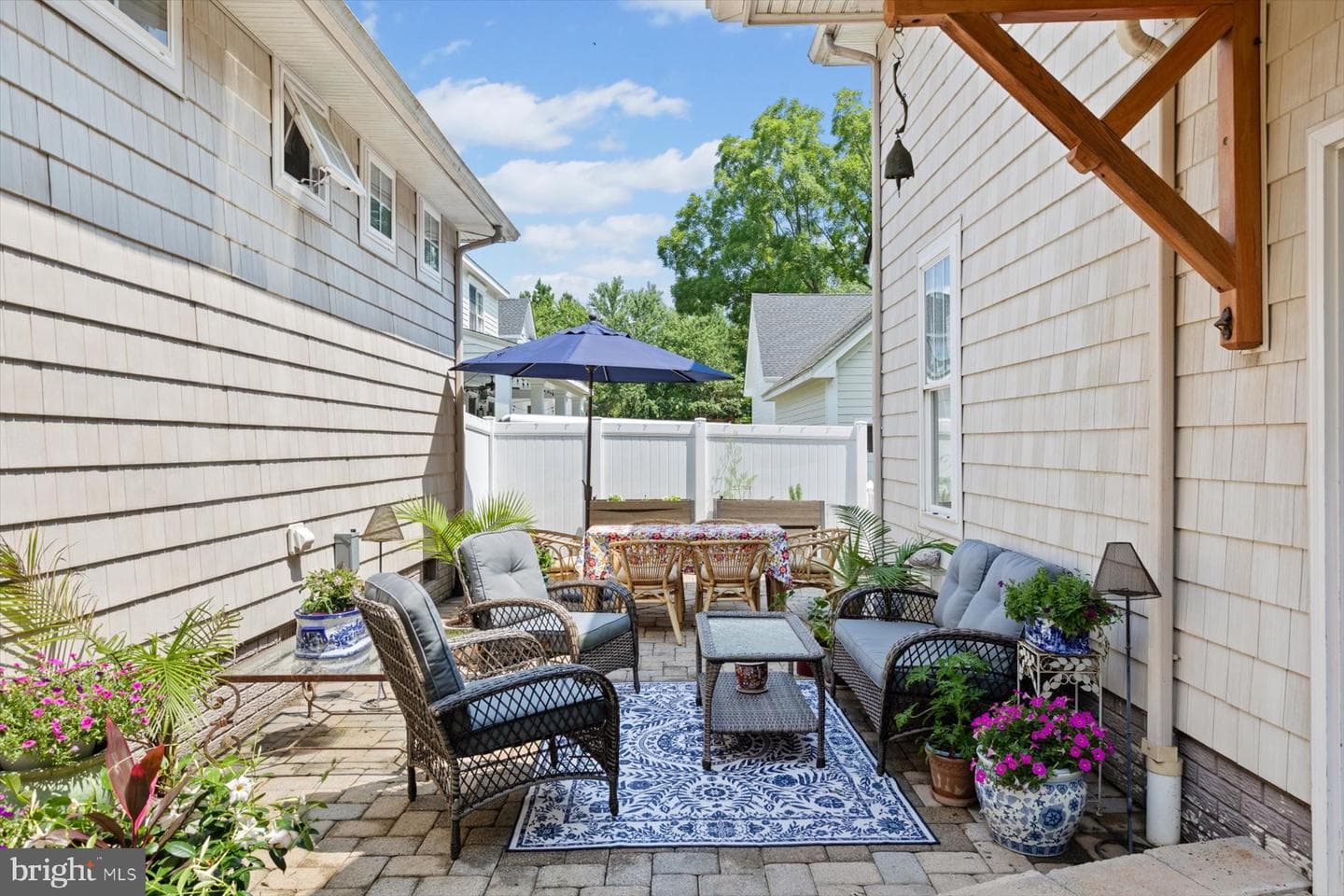 353 Walnut Hill Drive photo 44