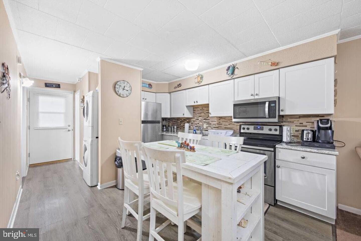 745 Mooring Road #403 photo 4