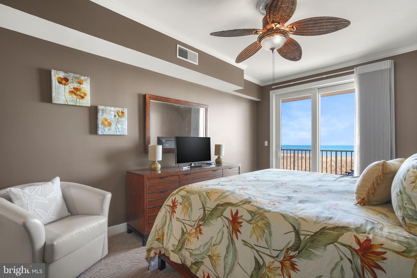 5901 Atlantic Avenue #201 photo 31