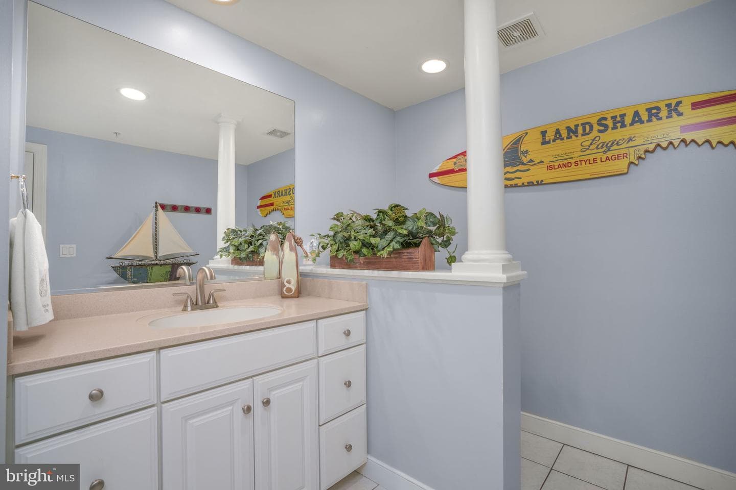 5901 Atlantic Avenue #201 photo 50