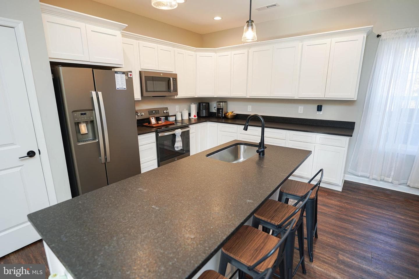 2054 Groton Road photo 8