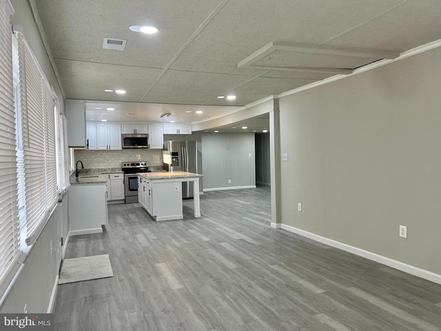 11106 Bell Road photo 2