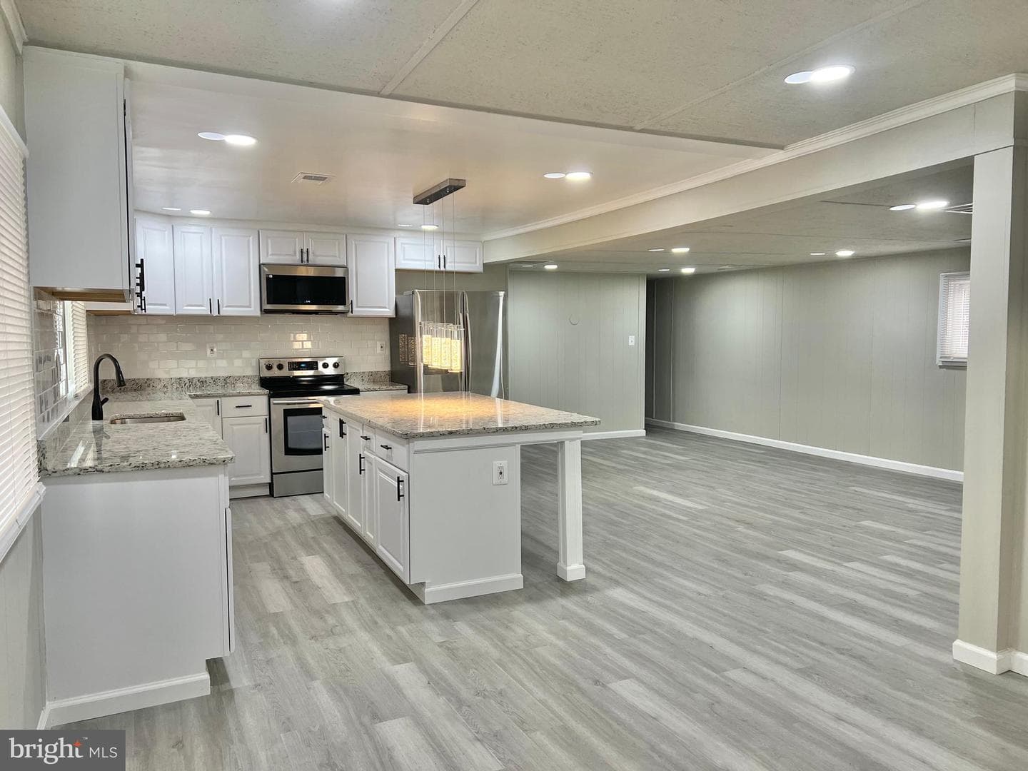 11106 Bell Road photo 3