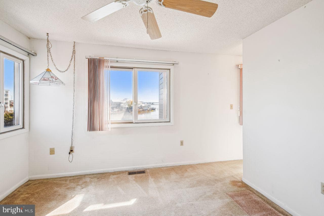 305 Seabay Lane #c7 photo 30