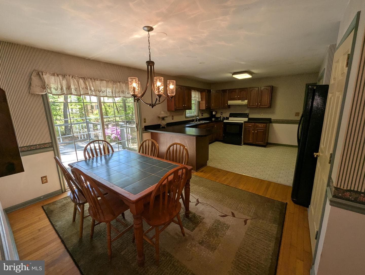 2033 Wildwood Trail photo 34