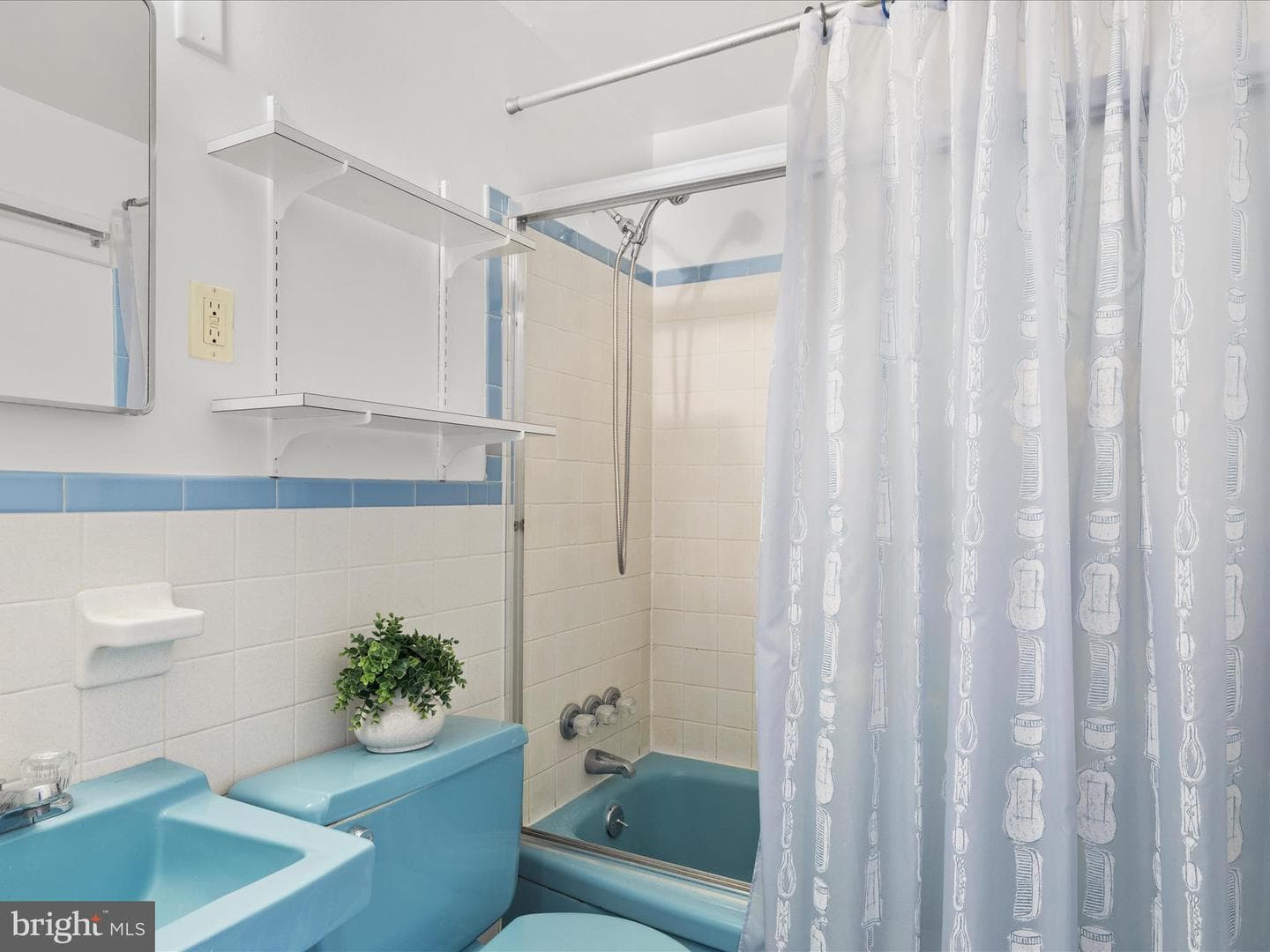 1209 Saint Louis Avenue #24 photo 15