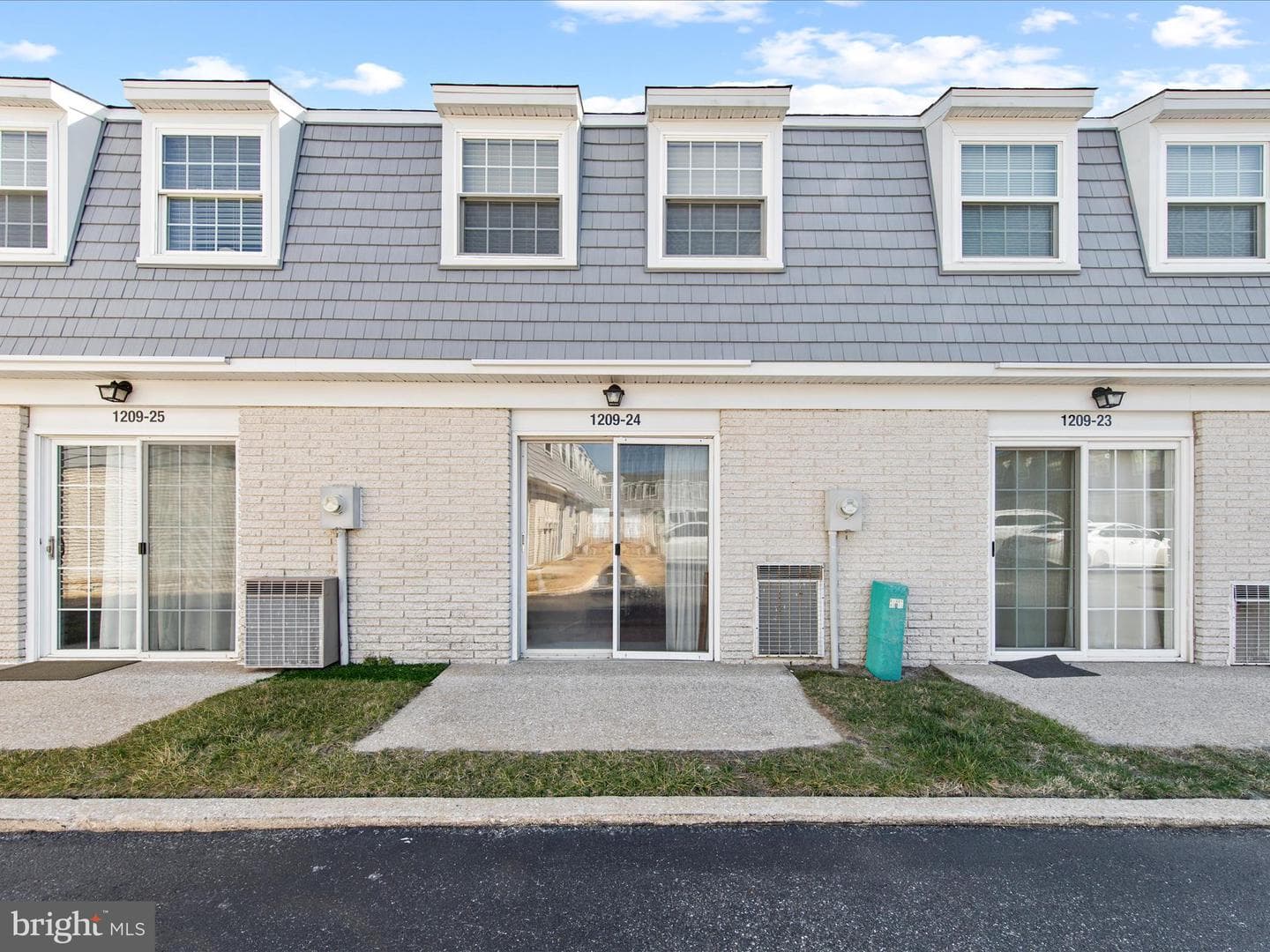 1209 Saint Louis Avenue #24 photo 19