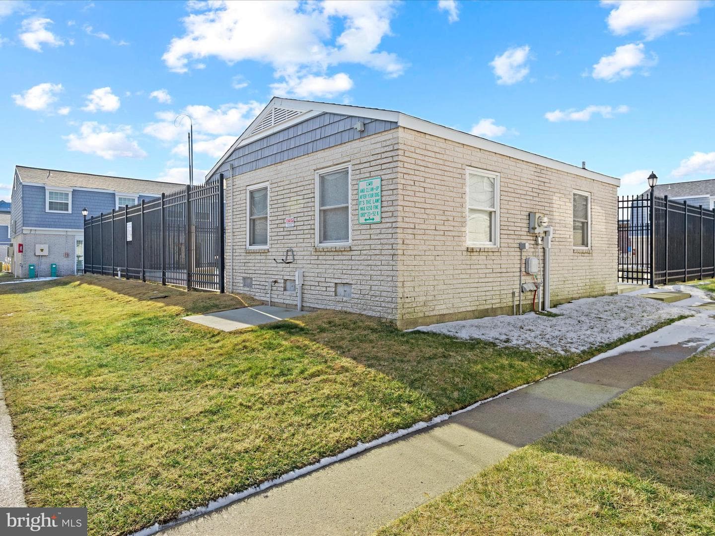 1209 Saint Louis Avenue #24 photo 23